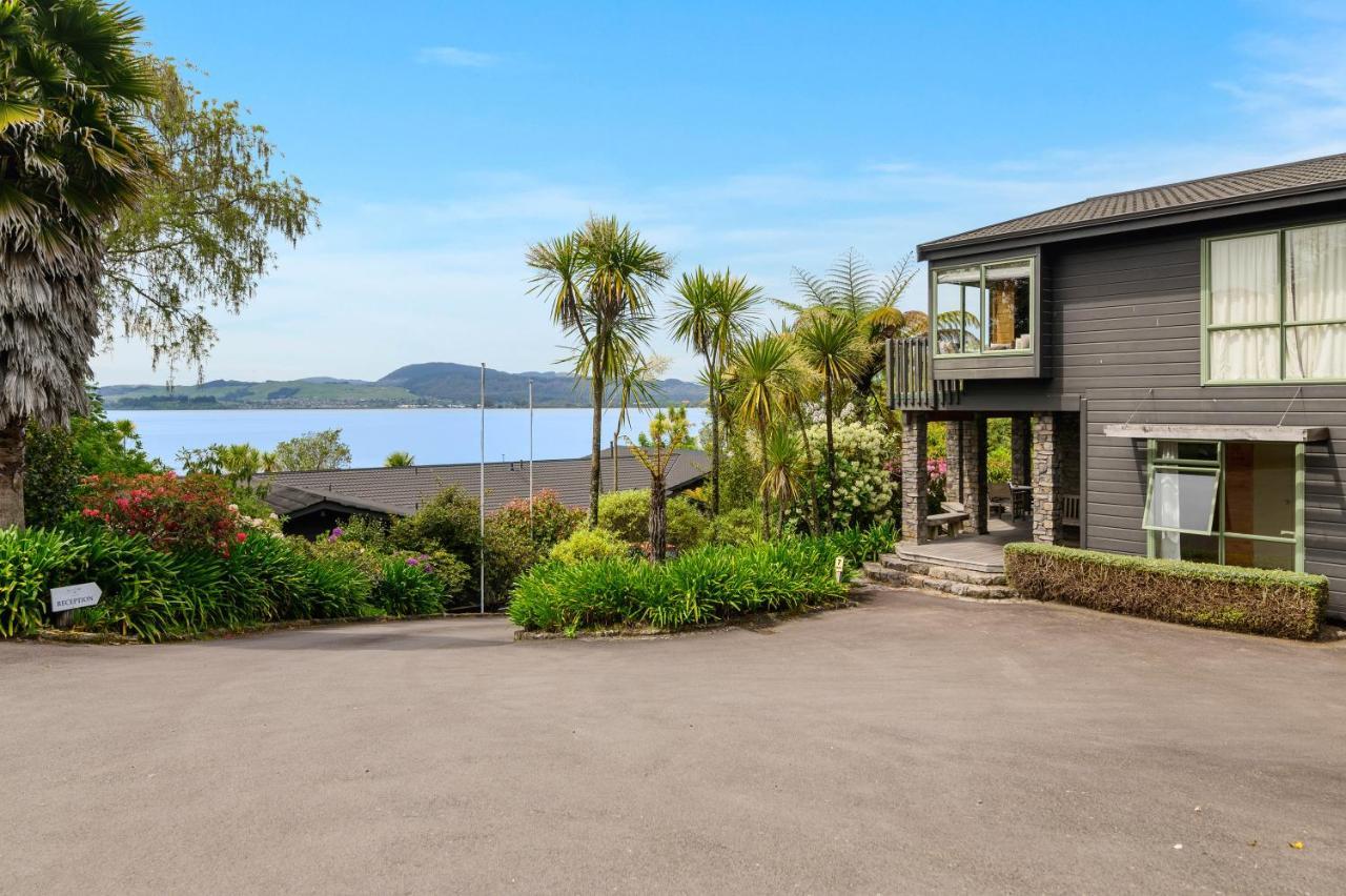 Koura Lodge Rotorua Luaran gambar