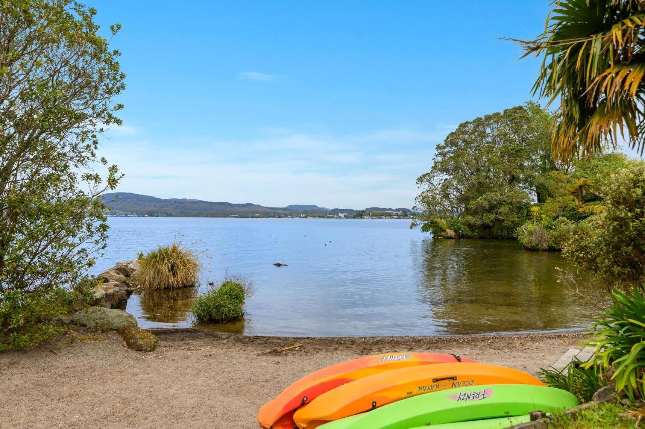 Koura Lodge Rotorua Luaran gambar