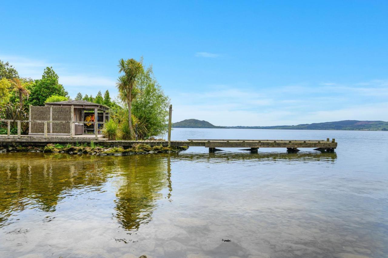 Koura Lodge Rotorua Luaran gambar