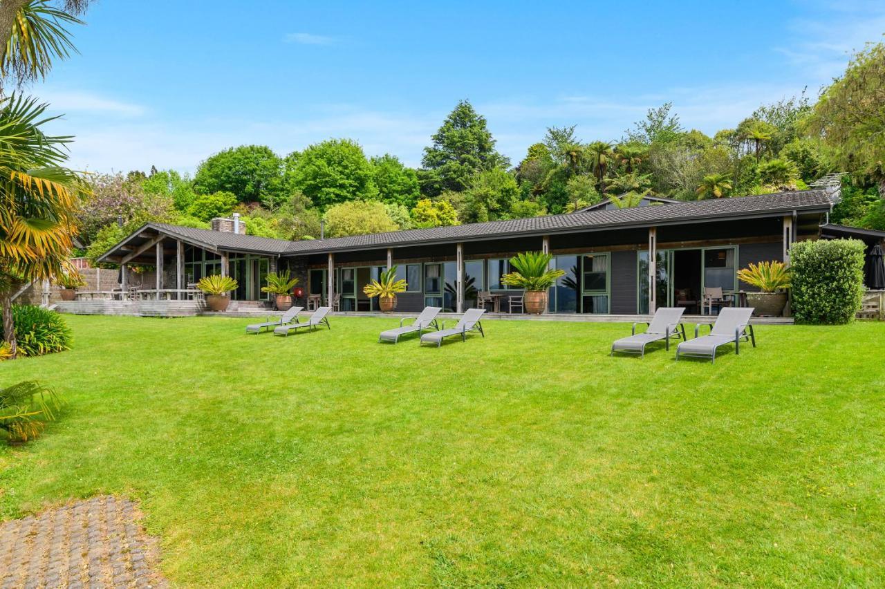 Koura Lodge Rotorua Luaran gambar
