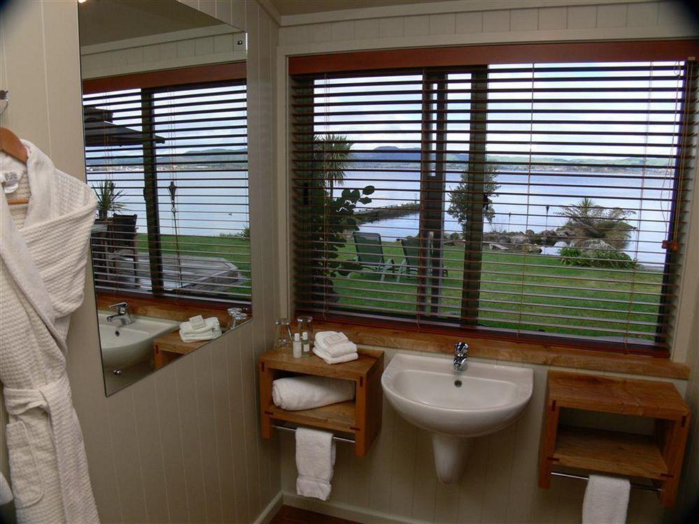 Koura Lodge Rotorua Luaran gambar
